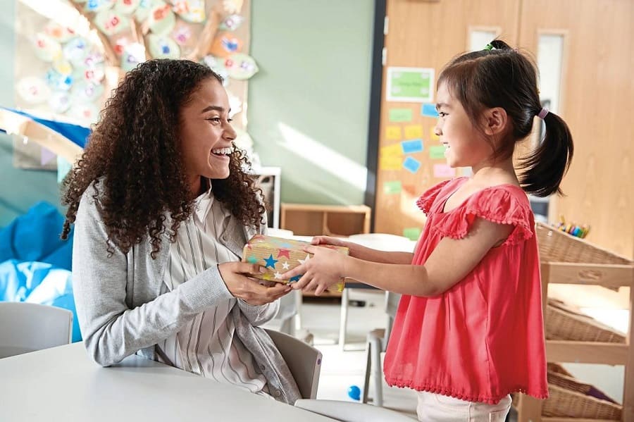 Cách dạy con bạn tự lập khi còn nhỏ